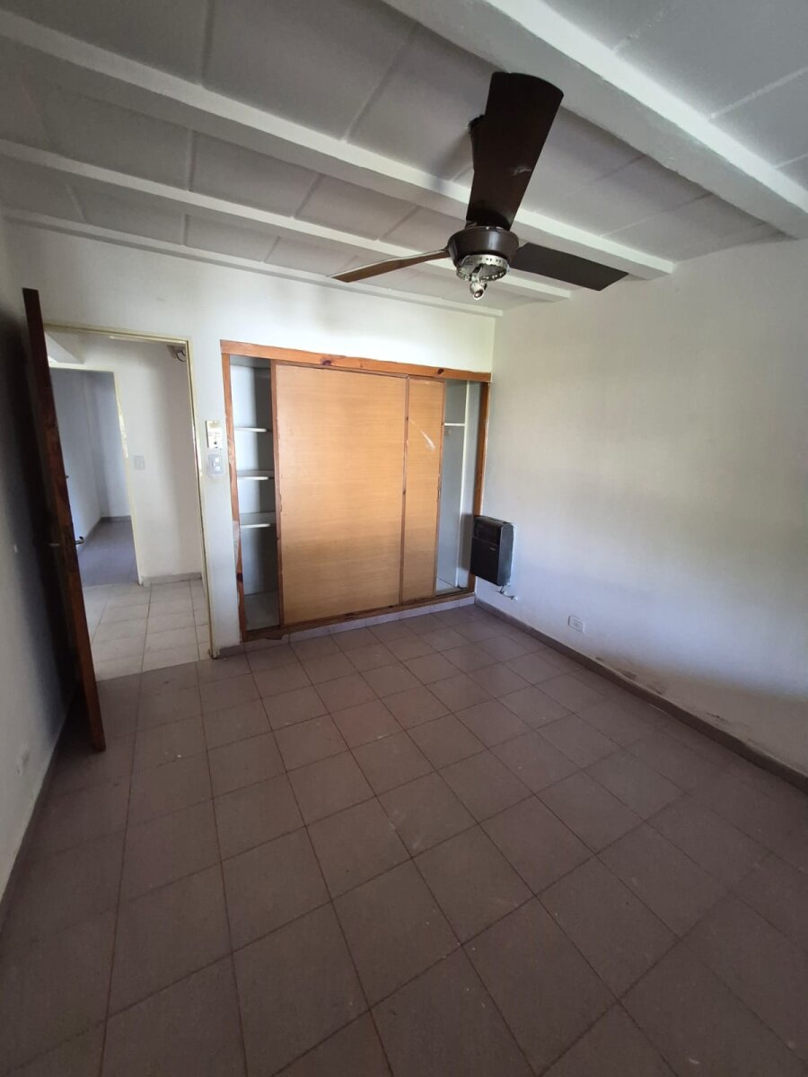 VENDO CASA 3 DORMITORIOS TIPO CHALET VILLA ALLENDE CENTRICO - Imagen 16