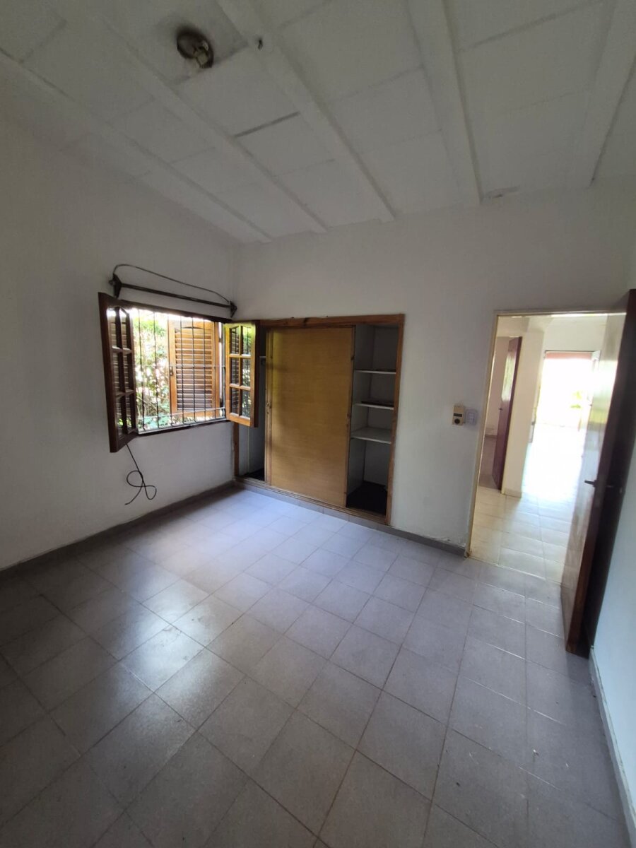 VENDO CASA 3 DORMITORIOS TIPO CHALET VILLA ALLENDE CENTRICO - Imagen 10