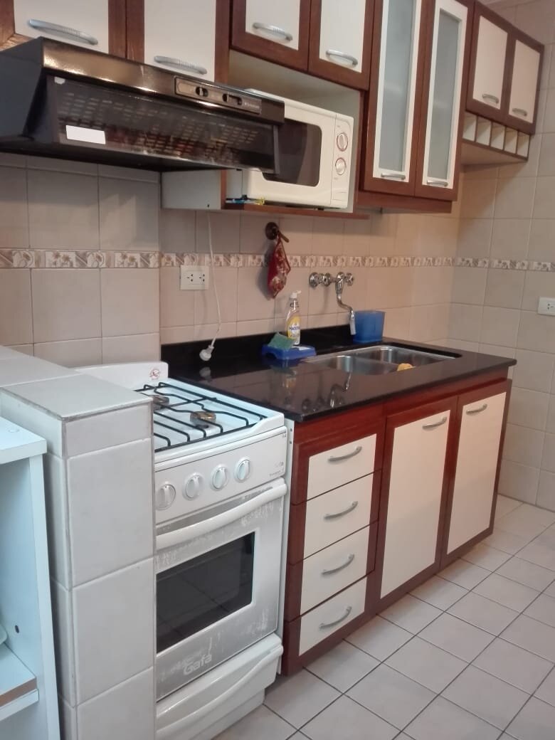 Recoleta, Av Pueyrredón 900, piso 4, 2 amb, 50m2, $ 920,000 + expensas + servicios. 02-08-26 - 10