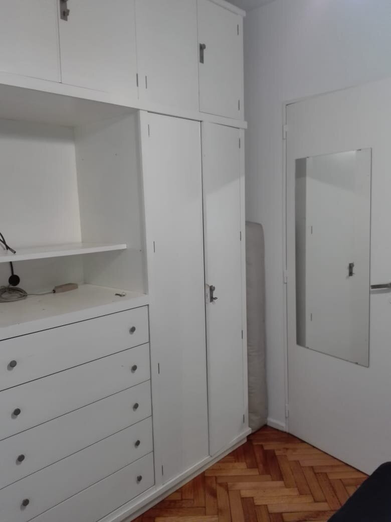 Recoleta, Av Pueyrredón 900, piso 4, 2 amb, 50m2, $ 920,000 + expensas + servicios. 02-08-26 - 13
