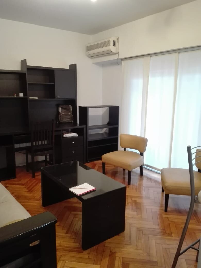 Recoleta, Av Pueyrredón 900, piso 4, 2 amb, 50m2, $ 920,000 + expensas + servicios. 02-08-26 - 3
