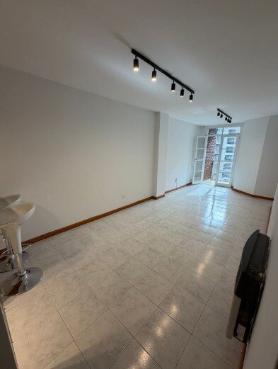 Vendo Depto 1 Dorm Nueva Cordoba Balcon Pileta - Imagen 2