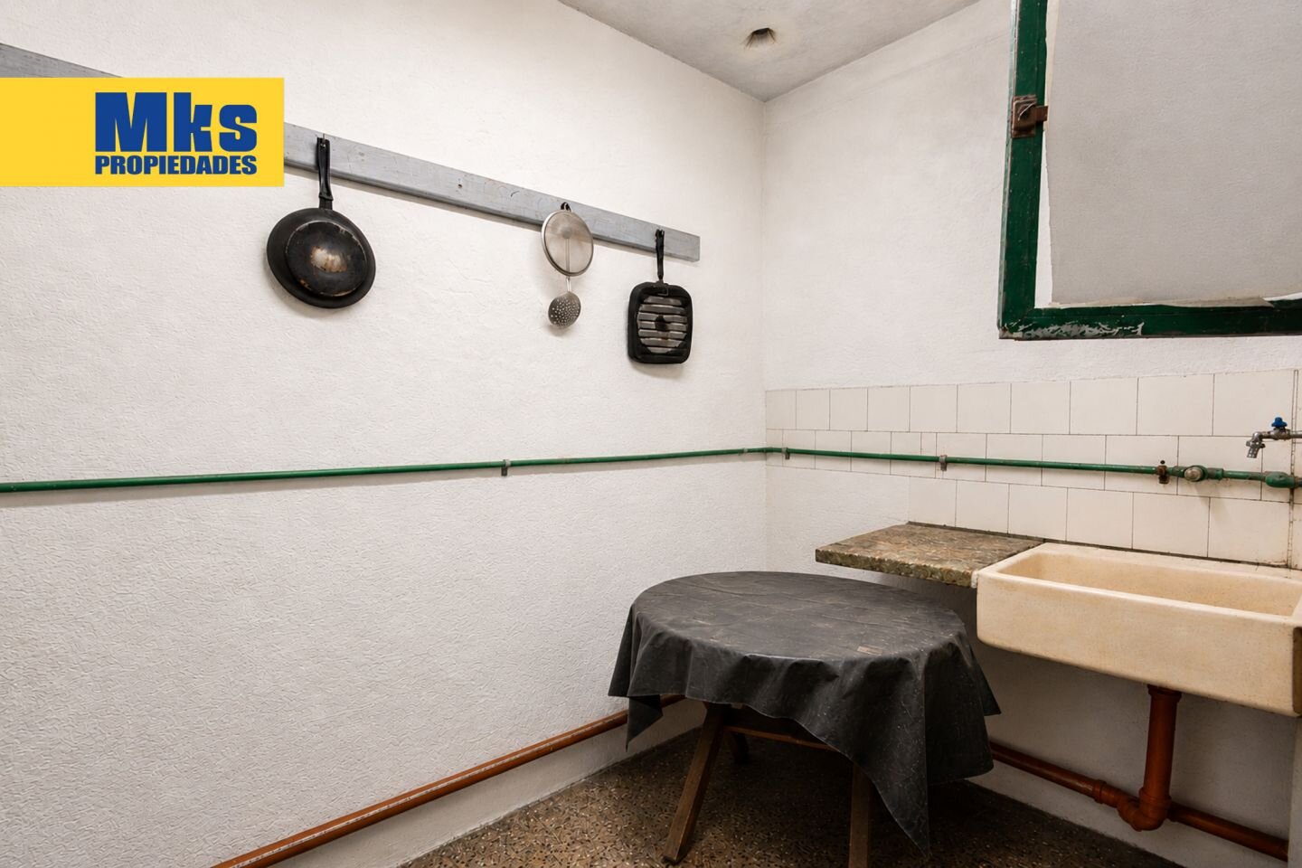 Venta. La boca. Casa y 2 Locales. - 10