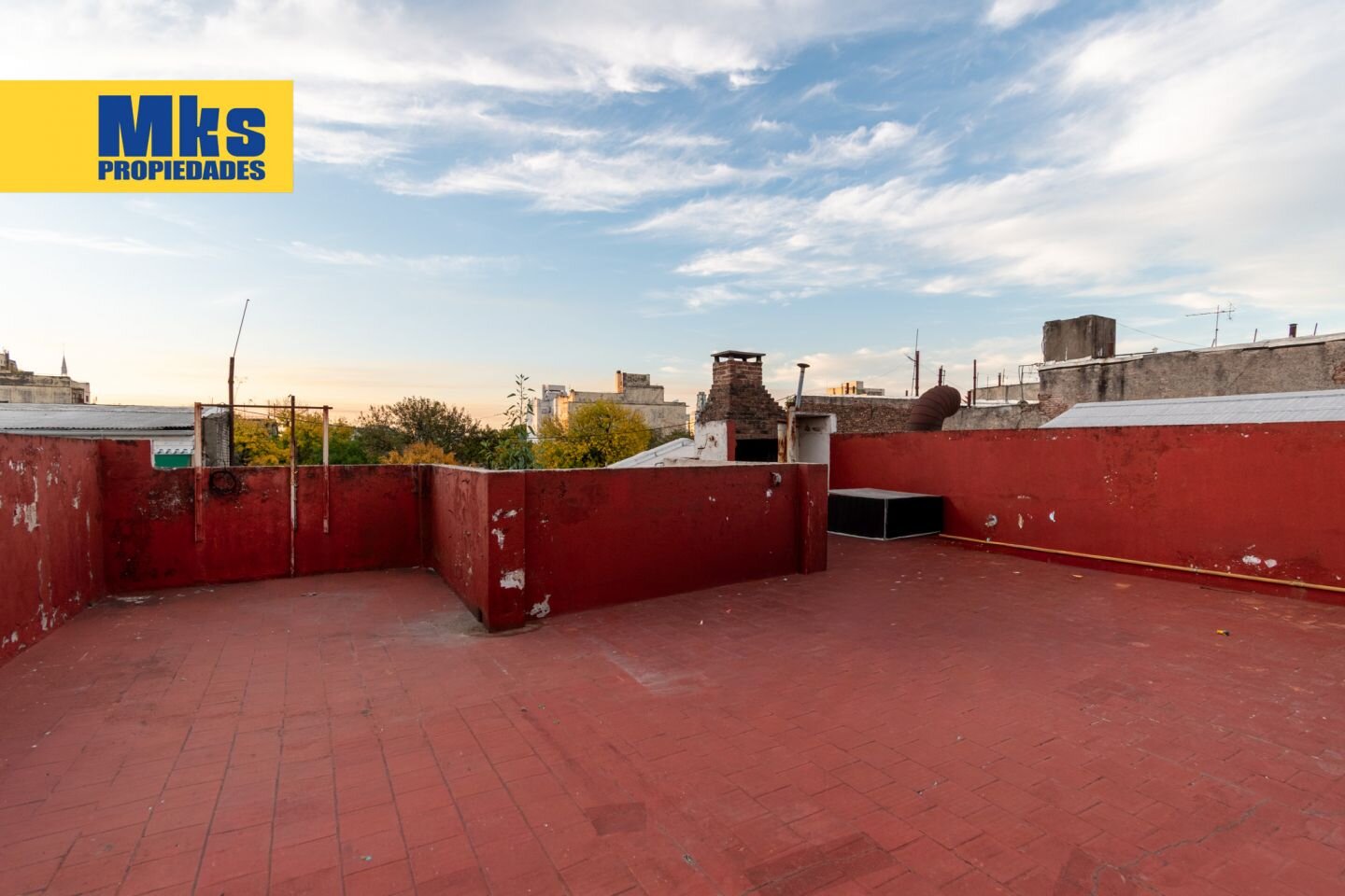 Venta. La boca. Casa y 2 Locales. - 34