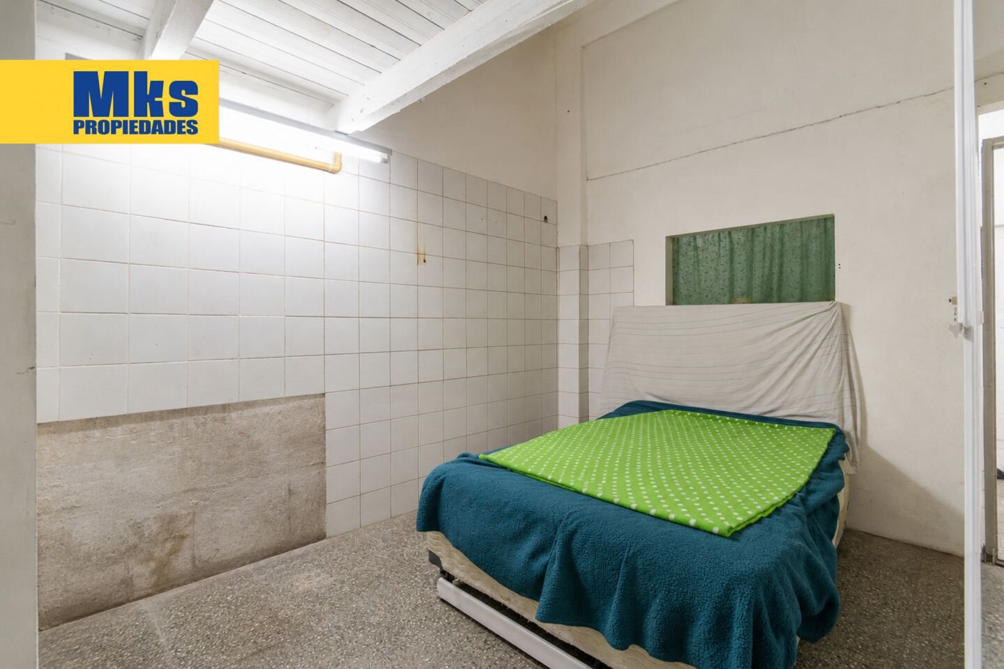 Venta. La boca. Casa y 2 Locales. - 12