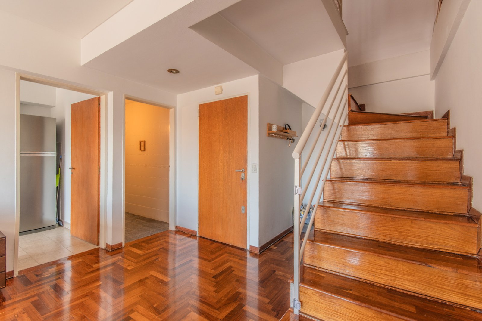 EN VENTA. VILLA URQUIZA. TRIPLEX 10° PISO. 3 AMB. TERRAZA PROPIA CON PARRILLA. - 25