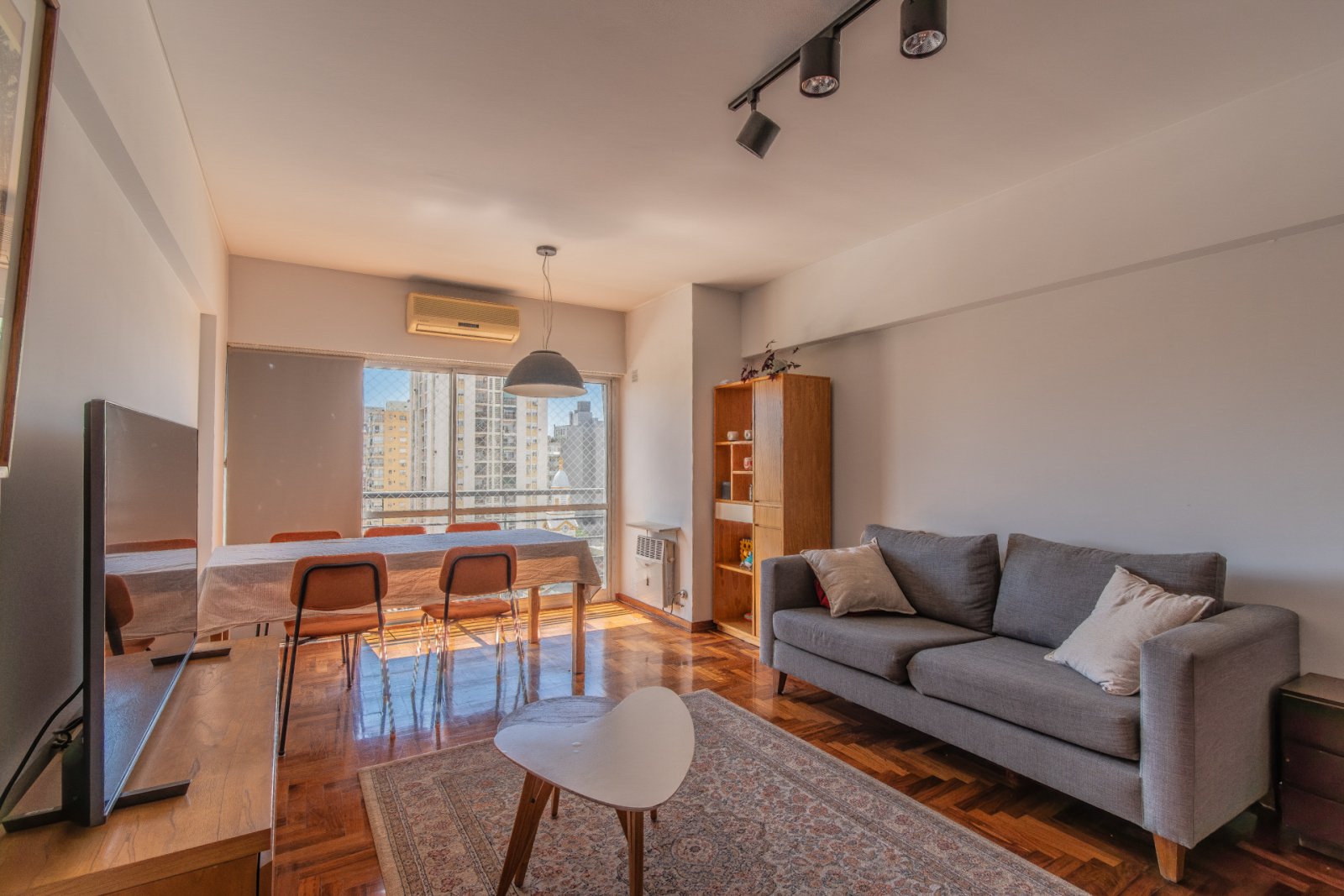 EN VENTA. VILLA URQUIZA. TRIPLEX 10° PISO. 3 AMB. TERRAZA PROPIA CON PARRILLA. - 26