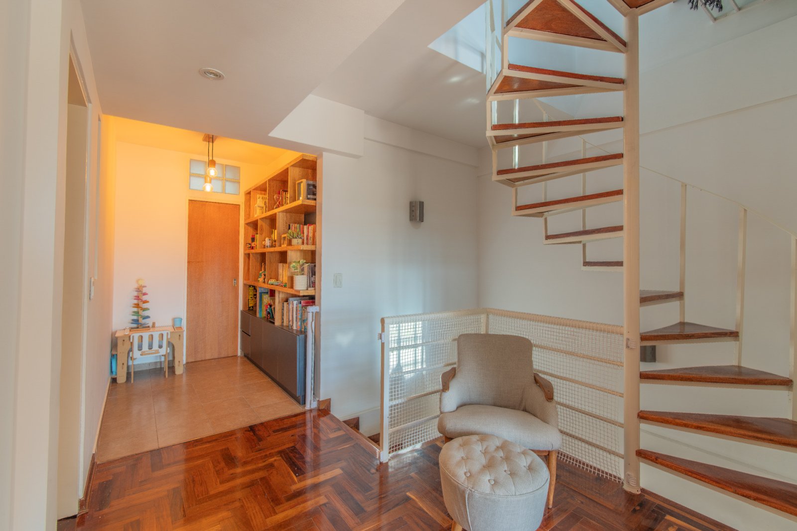 EN VENTA. VILLA URQUIZA. TRIPLEX 10° PISO. 3 AMB. TERRAZA PROPIA CON PARRILLA. - 10