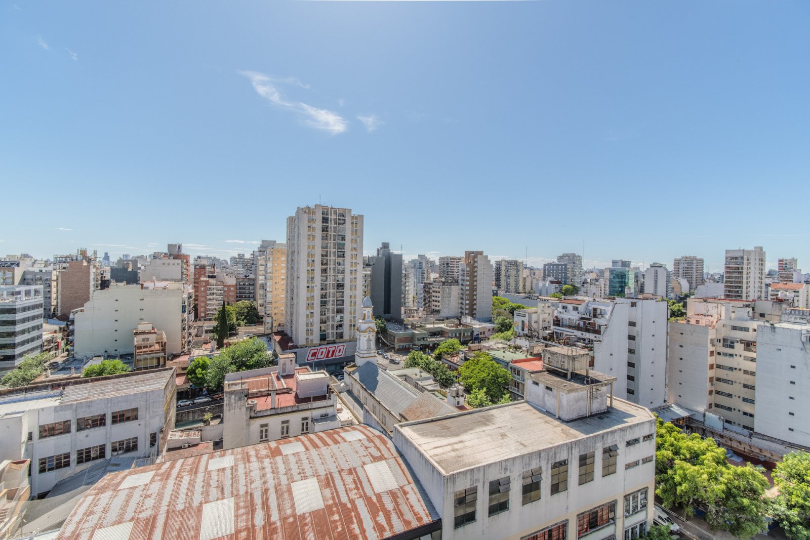EN VENTA. VILLA URQUIZA. TRIPLEX 10° PISO. 3 AMB. TERRAZA PROPIA CON PARRILLA. - 4