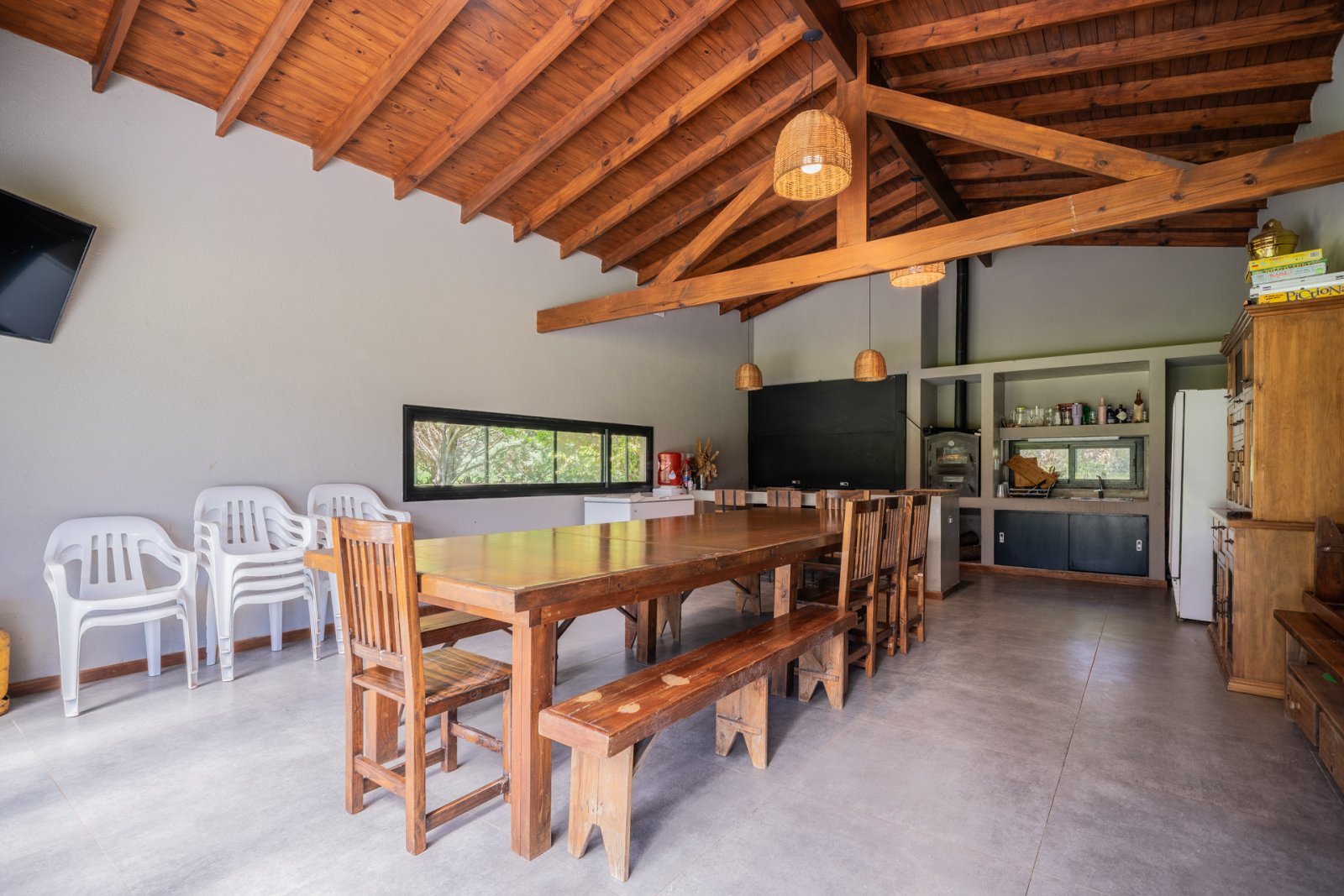 EN VENTA. MERCEDES. CHACRA 3 HA. CASA 5 AMBIENTES. QUINCHO. PILETA. CANCHA DE FUTBOL. - 32