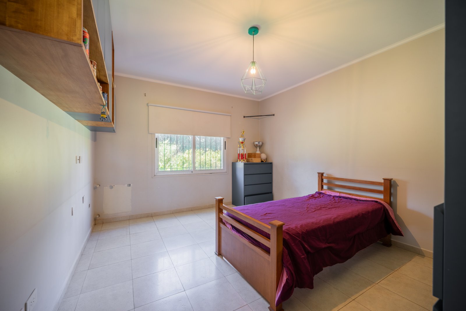 EN VENTA. MERCEDES. CHACRA 3 HA. CASA 5 AMBIENTES. QUINCHO. PILETA. CANCHA DE FUTBOL. - 14