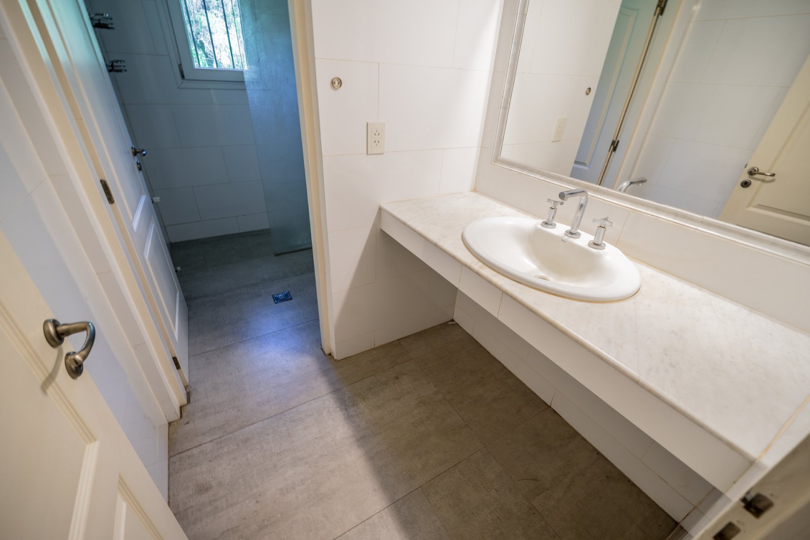 EN VENTA. MERCEDES. CHACRA 3 HA. CASA 5 AMBIENTES. QUINCHO. PILETA. CANCHA DE FUTBOL. - 20