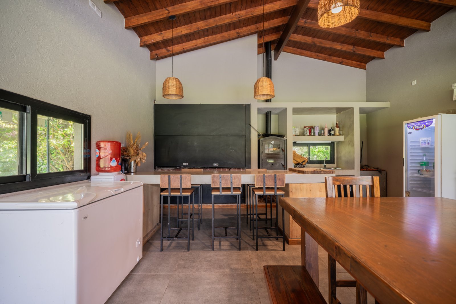 EN VENTA. MERCEDES. CHACRA 3 HA. CASA 5 AMBIENTES. QUINCHO. PILETA. CANCHA DE FUTBOL. - 34