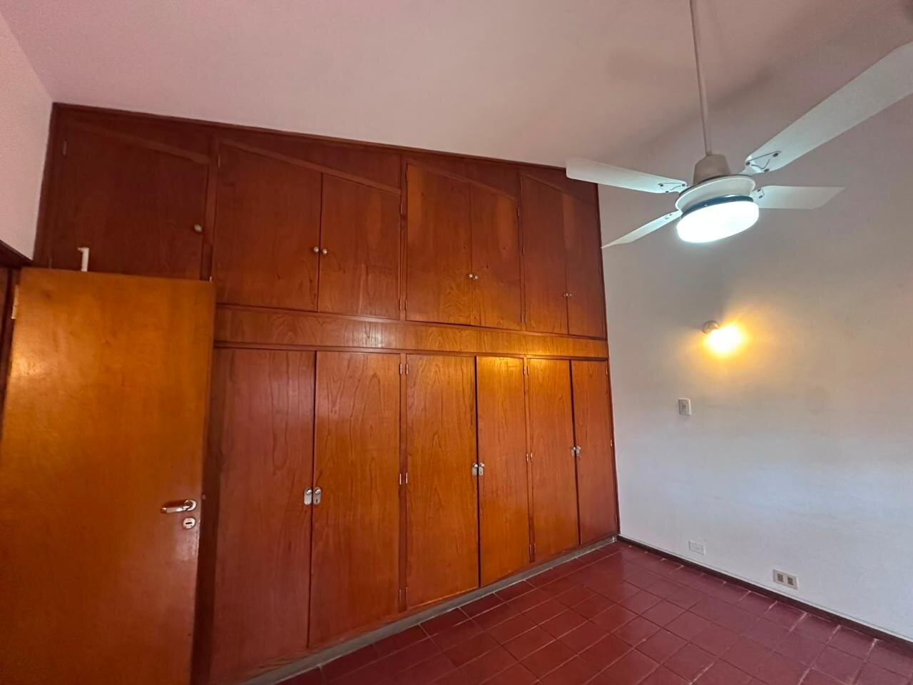Casa en alquiler barrio Cerro De Las Rosas,  2 dormitorios - Imagen 13