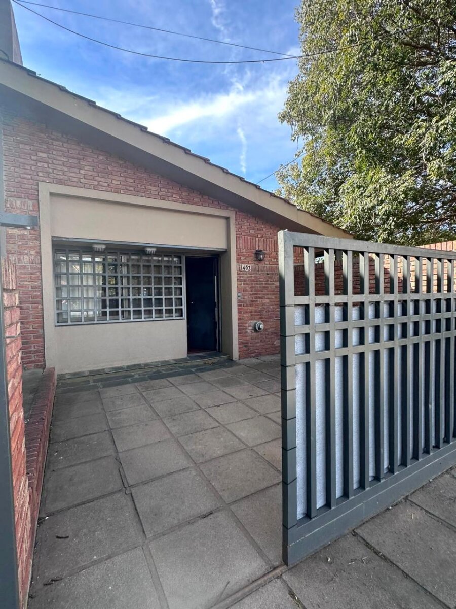 Casa en alquiler barrio Cerro De Las Rosas,  2 dormitorios - Imagen 16