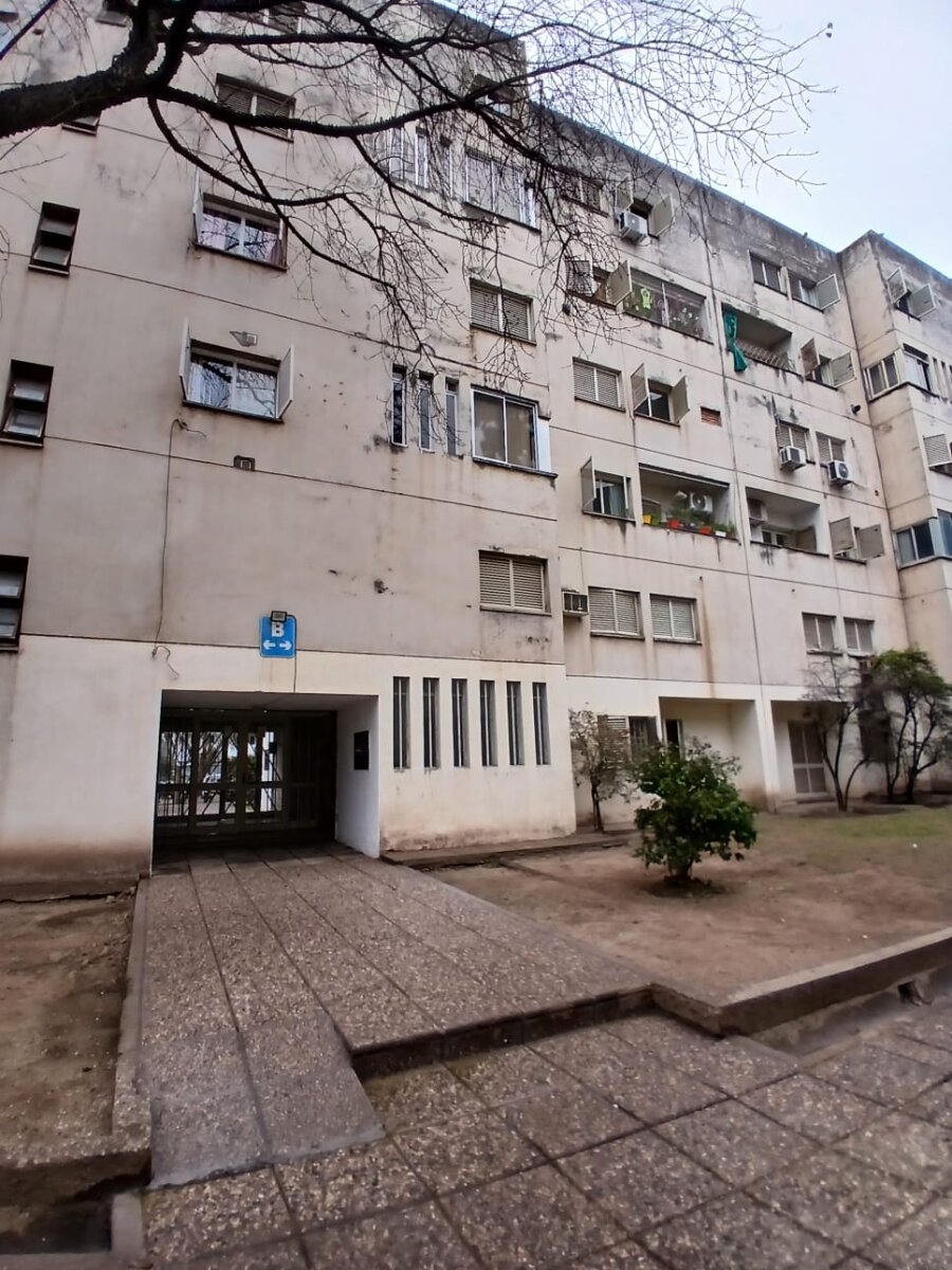 VENTA DE DEPARTAMENTO B° RIVADAVIA - Imagen 12