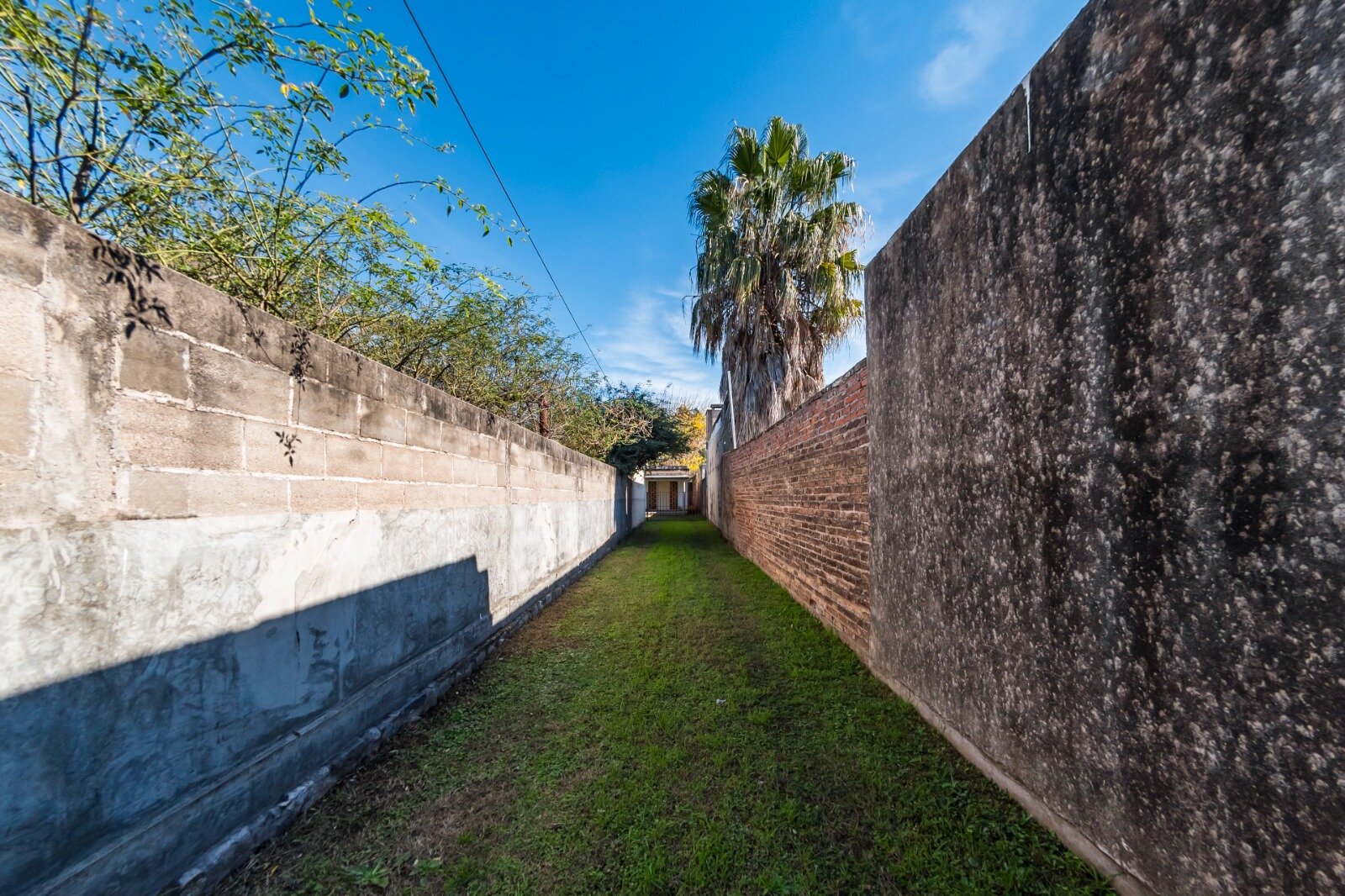 CASA A RECICLAR CON GRAN TERRENO EN ARGÜELLO – IDEAL INVERSIÓN - Imagen 16