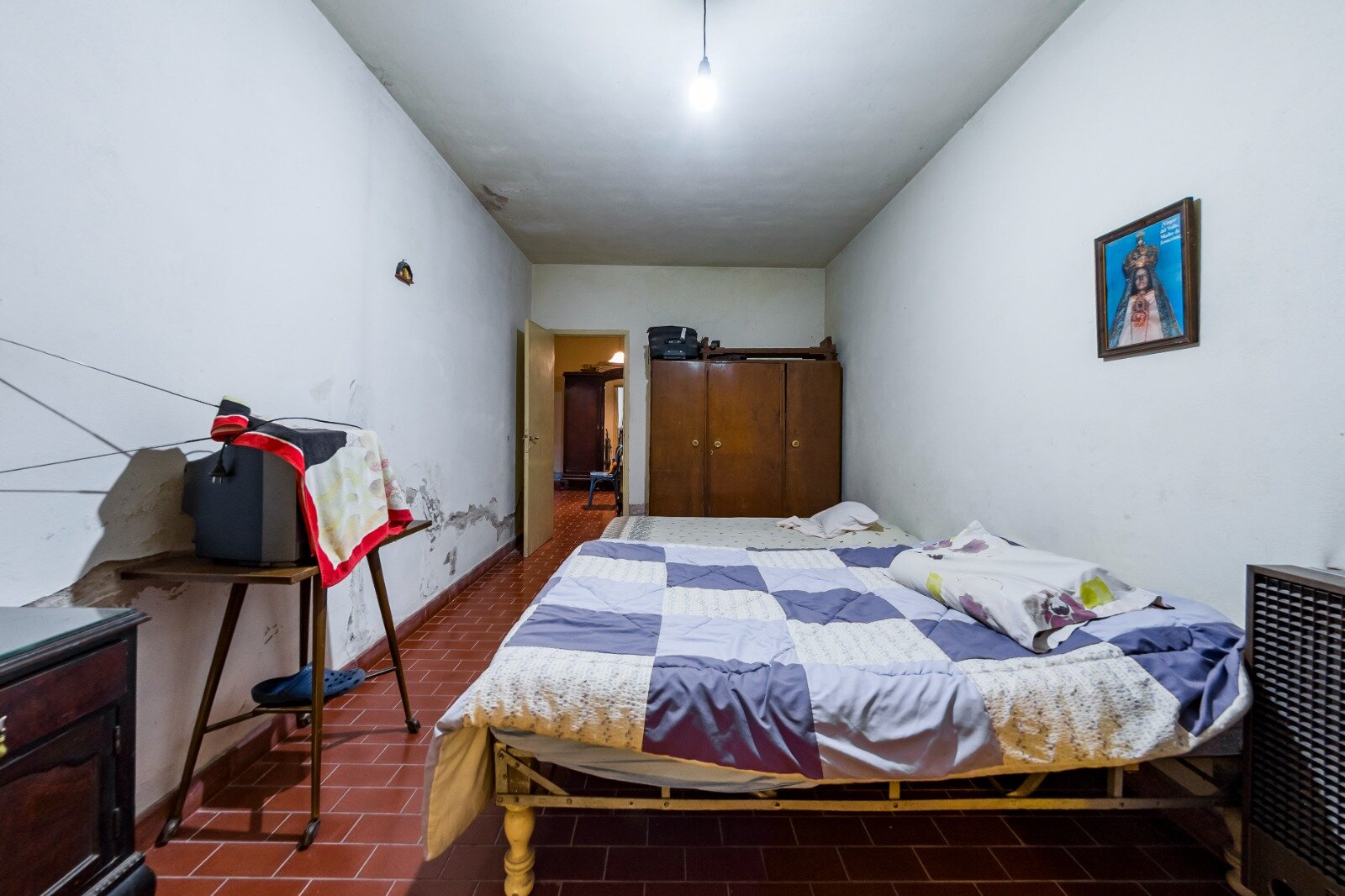 CASA A RECICLAR CON GRAN TERRENO EN ARGÜELLO – IDEAL INVERSIÓN - Imagen 18