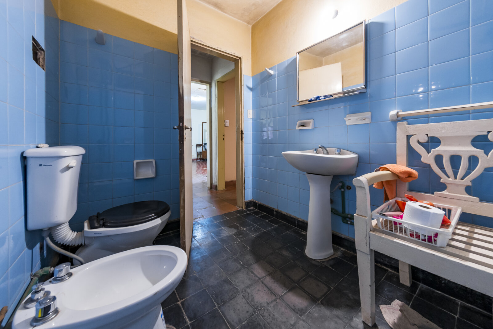 CASA A RECICLAR CON GRAN TERRENO EN ARGÜELLO – IDEAL INVERSIÓN - Imagen 19