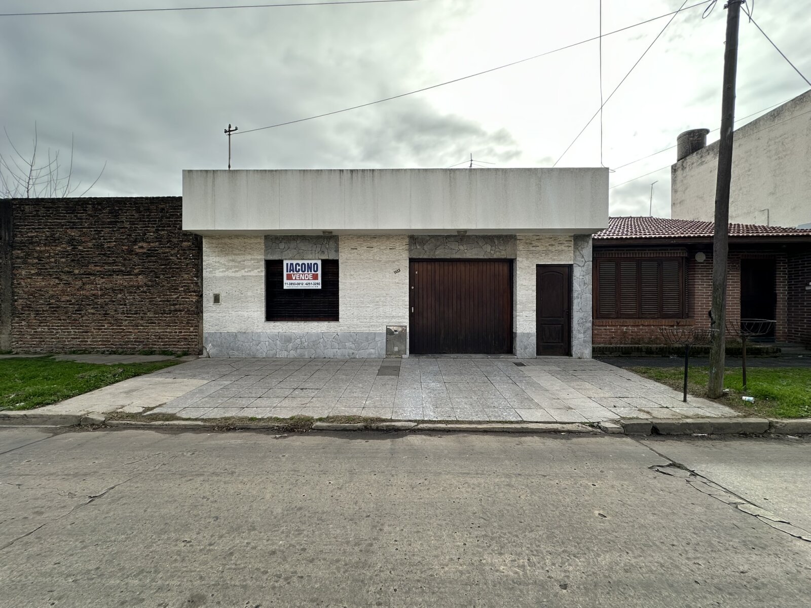 CASA CON FONDO LIBRE