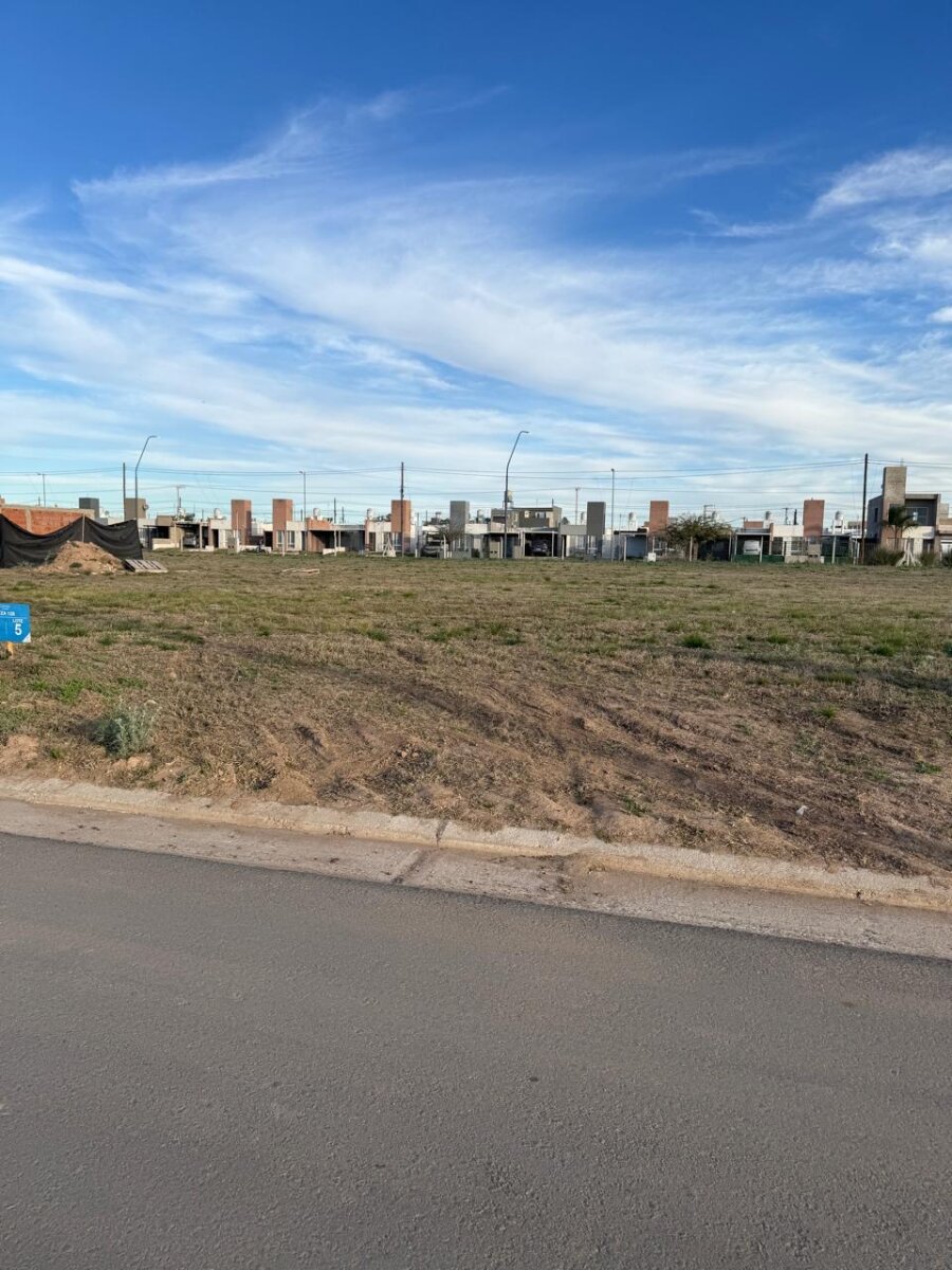 Lote en Cuestas de Manantiales (NO perimetral) - fondo norte Apto Duplex - Imagen 19