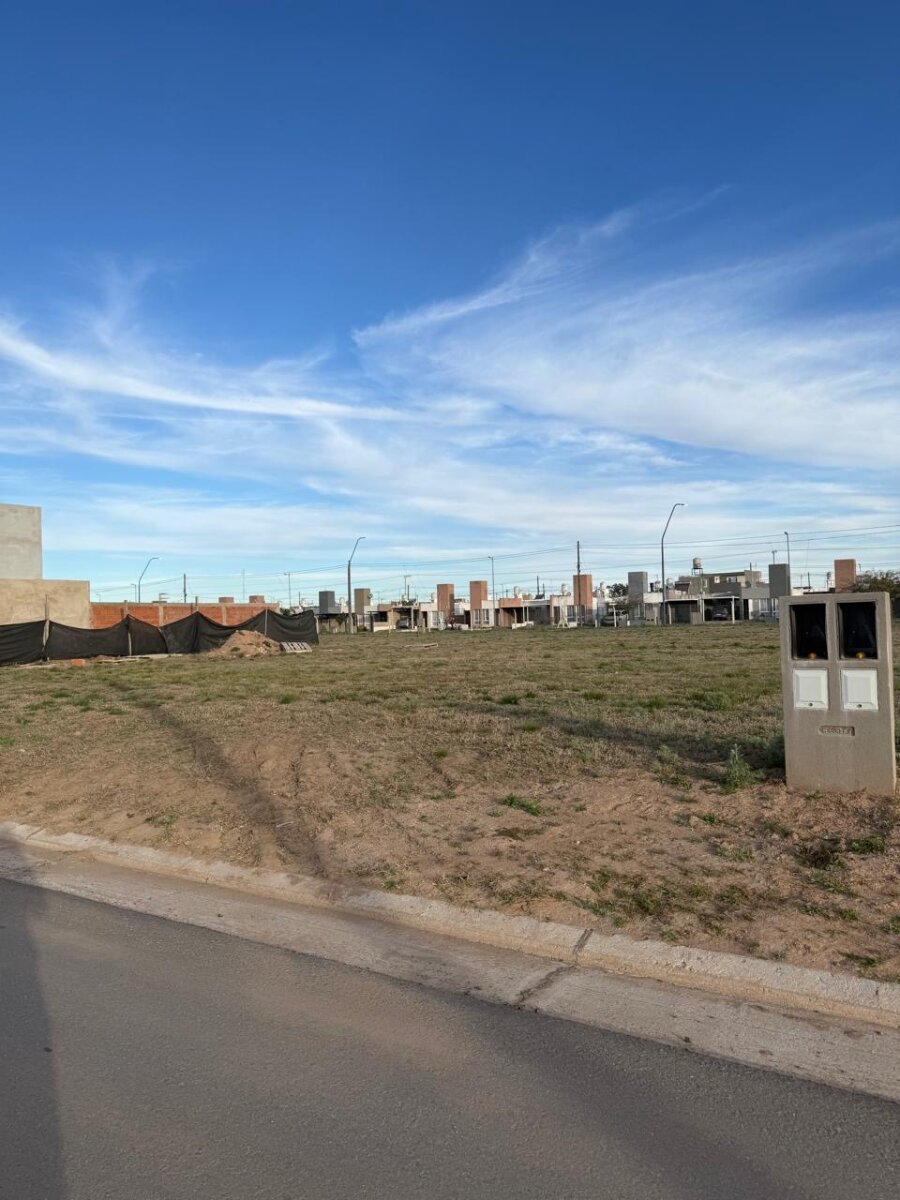 Lote en Cuestas de Manantiales (NO perimetral) - fondo norte Apto Duplex - Imagen 21