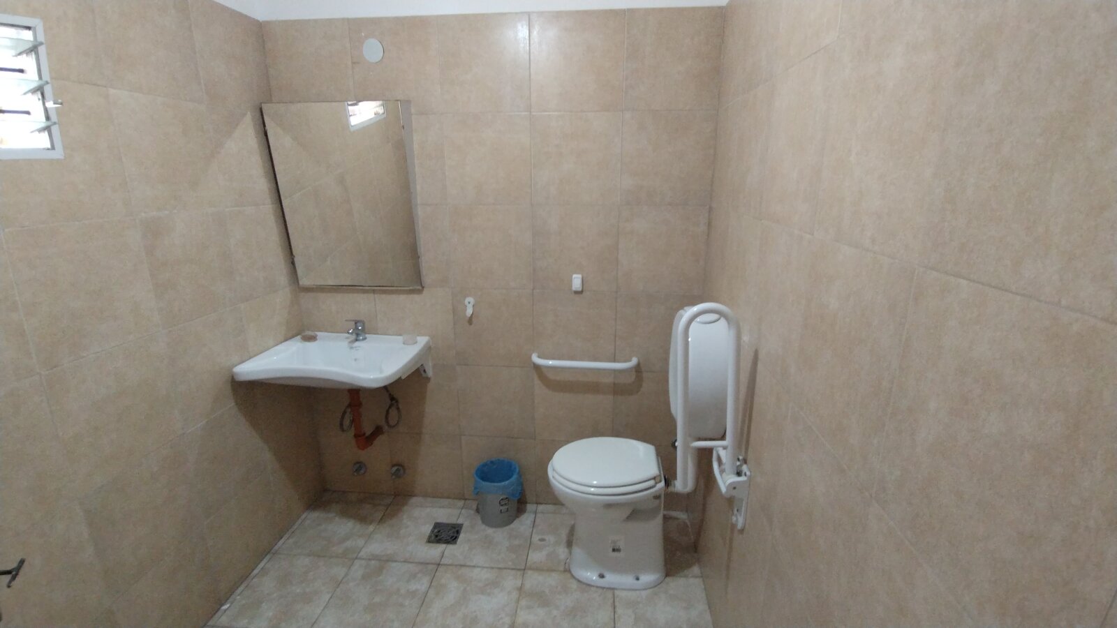 Uso Comercial Bº La Florida - 14