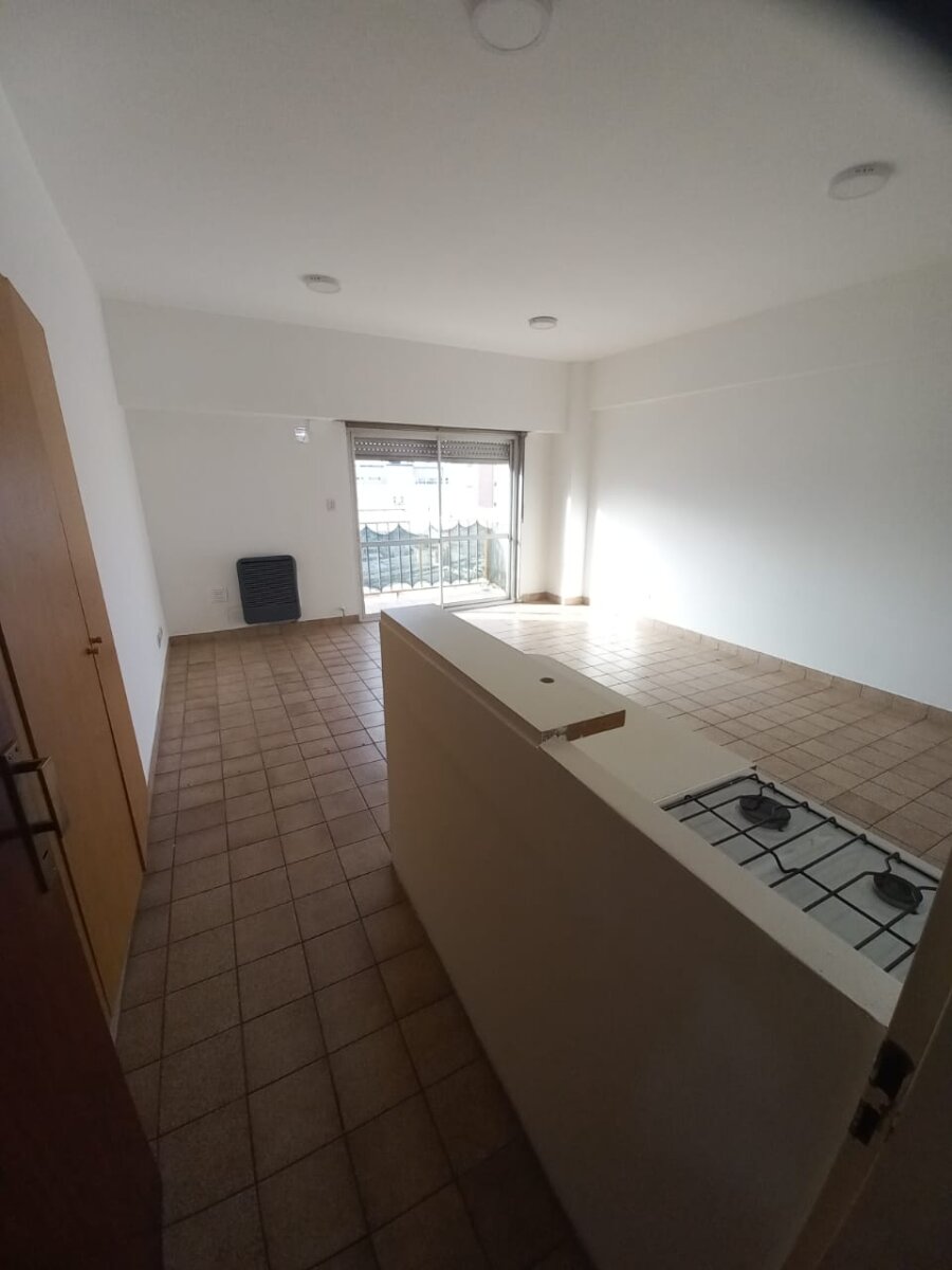 MONOAMBIENTE CENTRICO EN NEUQUEN - 6