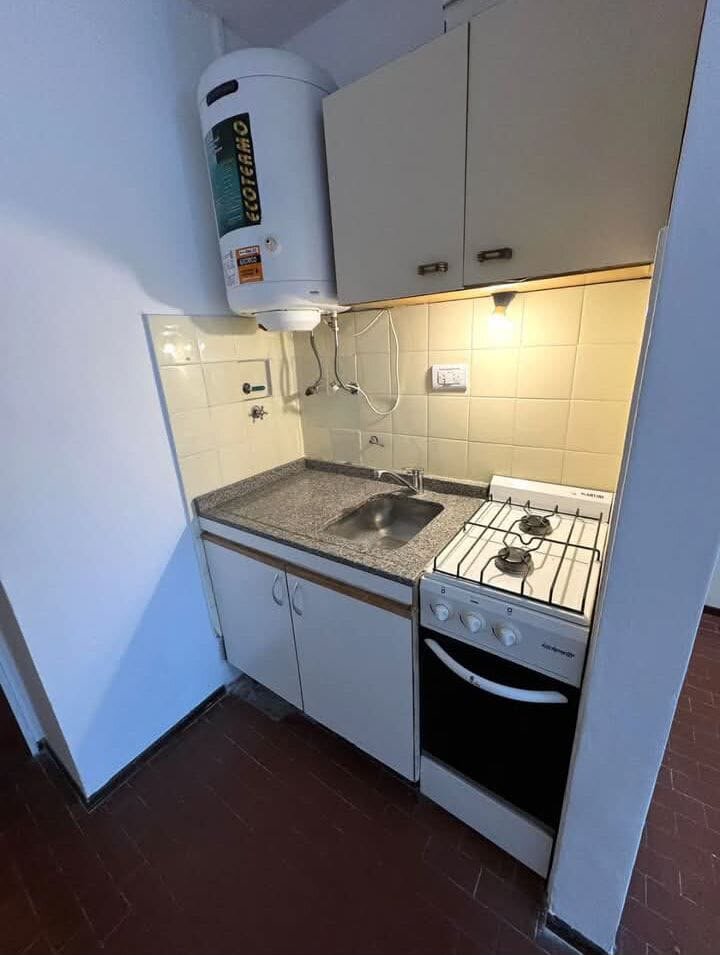 VENTA MONOAMBIENTE CON DIVISION NVA.CORDOBA - 3