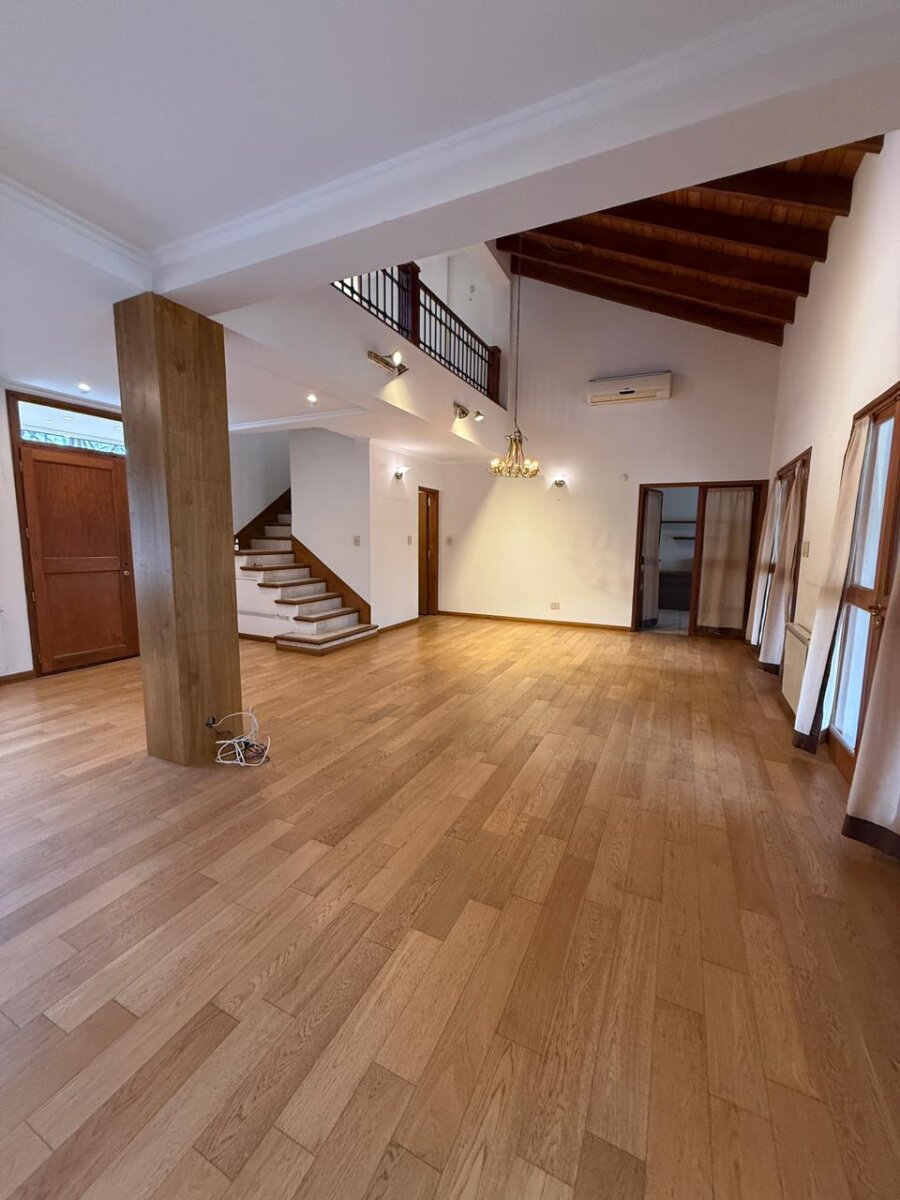 Casa en Alquiler Villa Belgrano,  IMPERDIBLE - Imagen 12