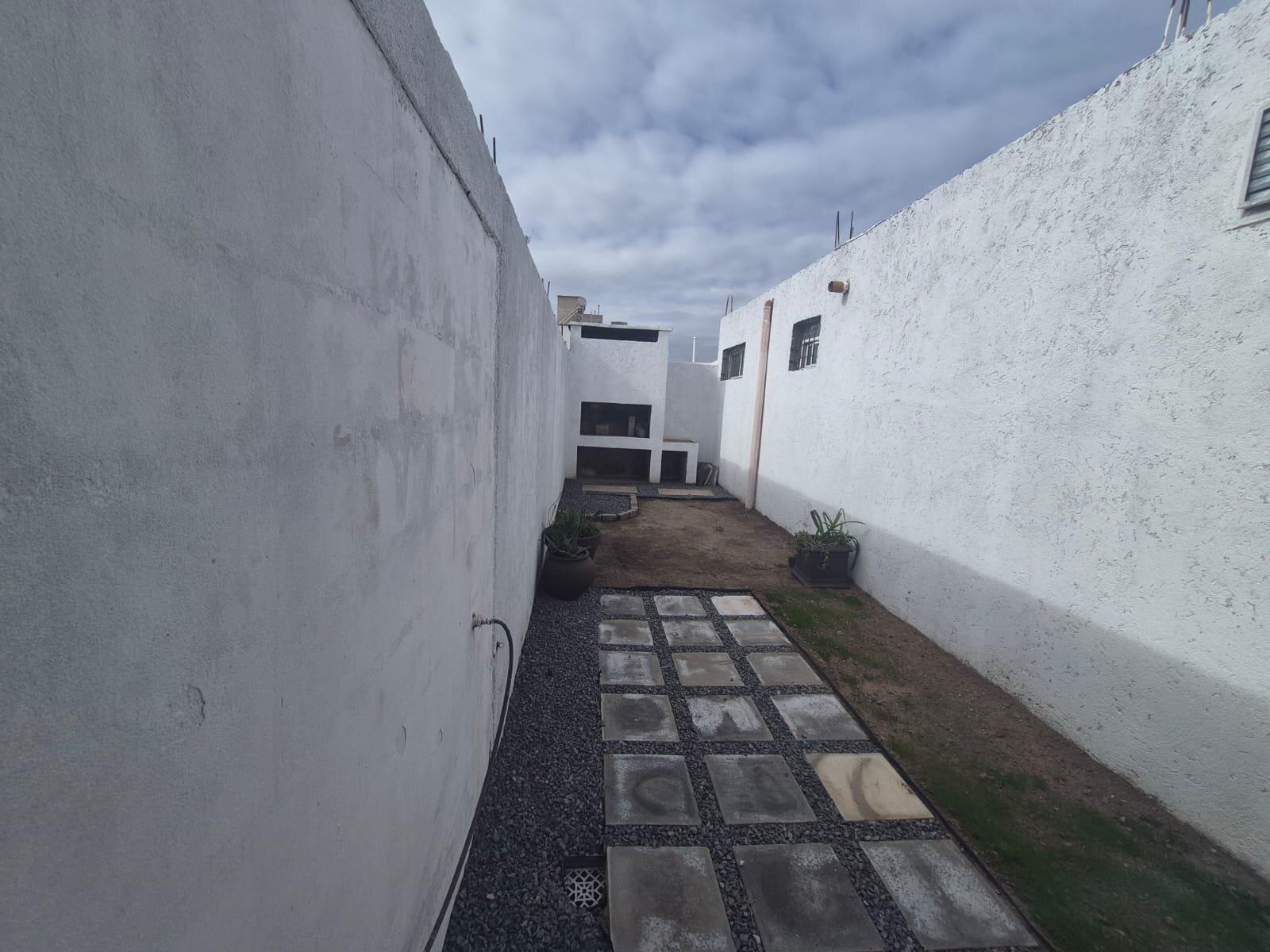 ALQUILER  SOLO USO COMERCIAL CARRARA HORIZONTE CORDOBA - Imagen 9
