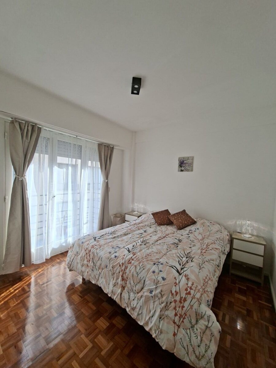 Departamento en Alquiler Temporario, 2 Ambientes, Monserrat - 1