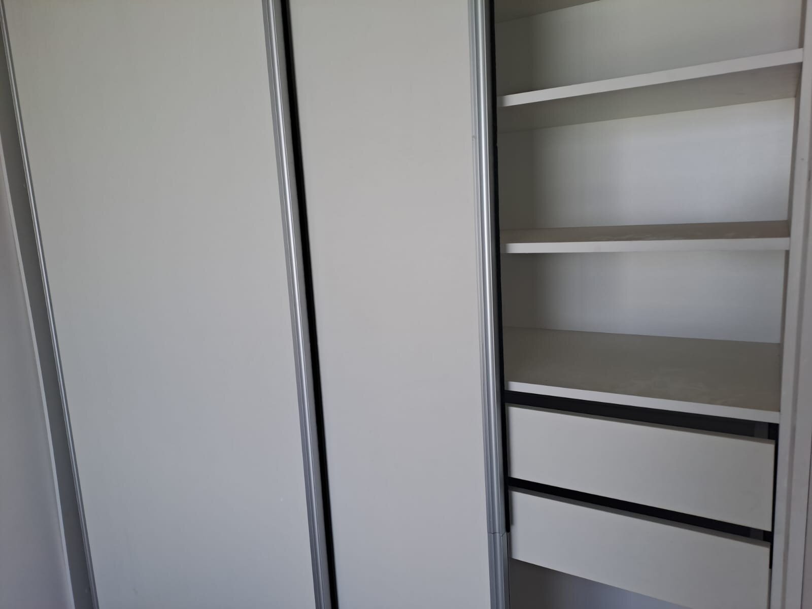 Placares con interiores
