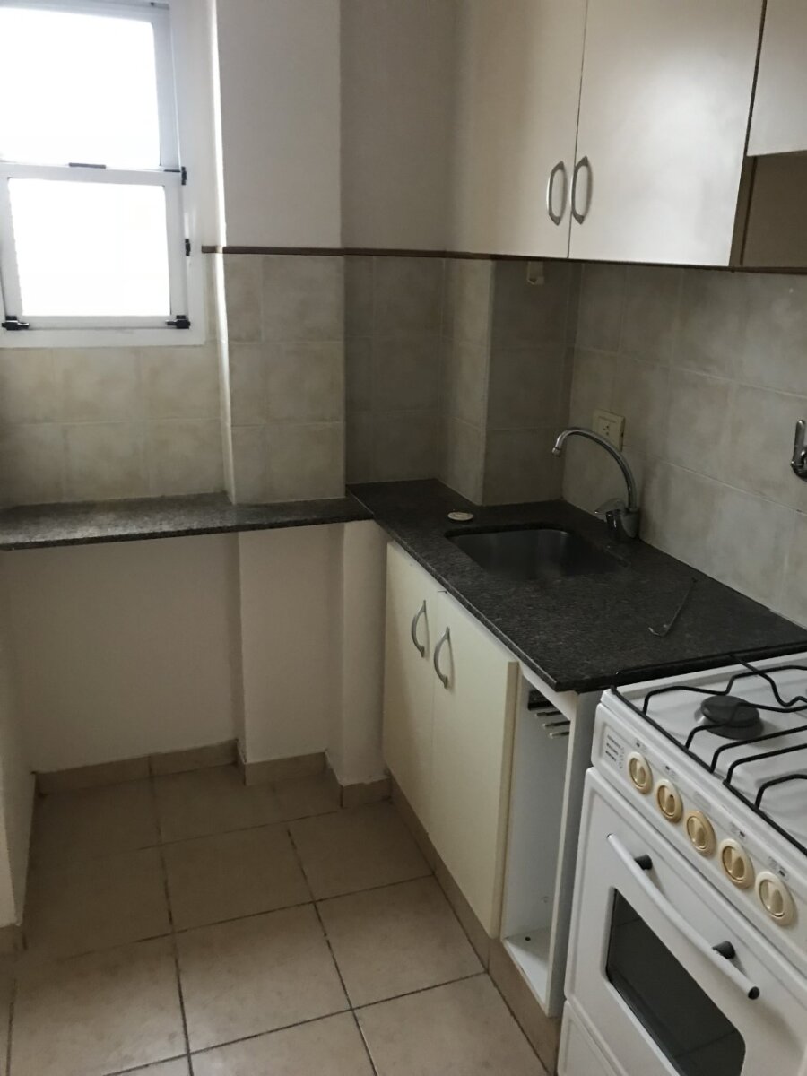ALQUILER calle MONTEVIDEO 927 DEPARTAMENTO DE UN DORMITORIO - 4