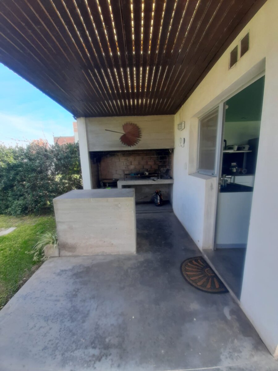 Cantegril - Calle 2b Nº 4524 - 8