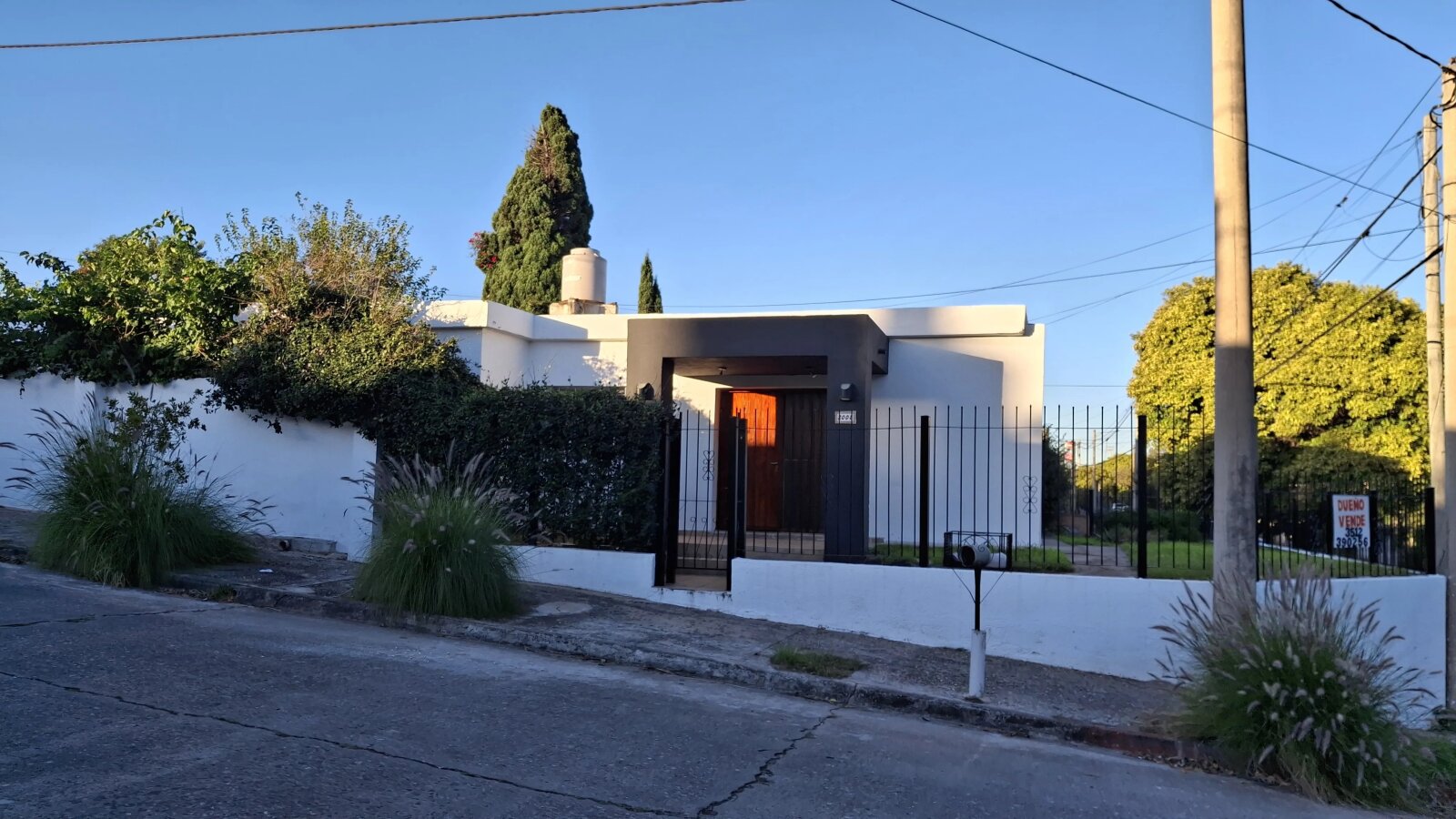 ALTOS DE  VILLA CABRERA - VENTA CASA DE 3 DORMITORIOS