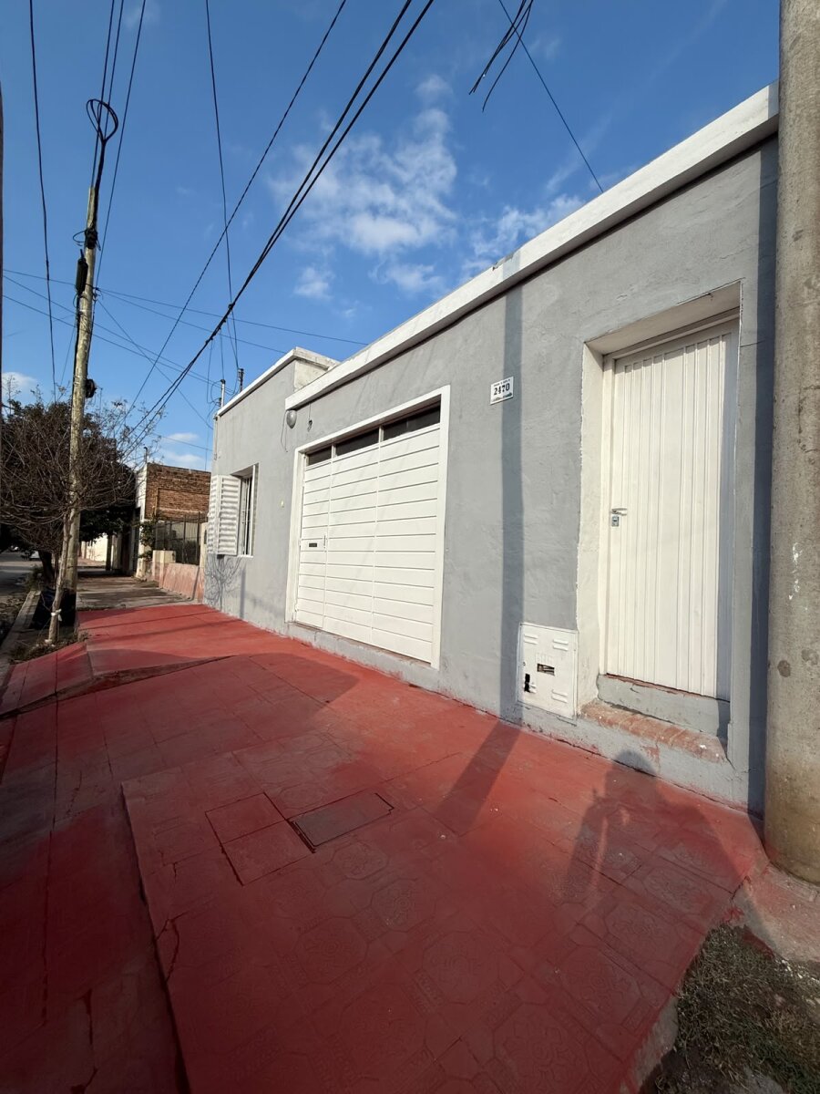 VENTA CASA + GALPON Rosario de Santa Fe 2470 ESCRITURA