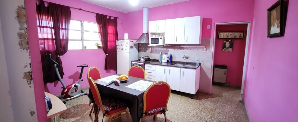CASA EN VENTA PARQUE LICEO 1° - 4
