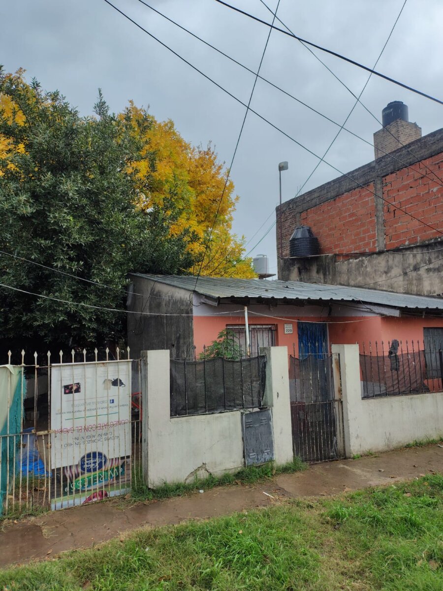 CASA LOTE PROPIO SOBRE LOTE DE 300m2 - 6