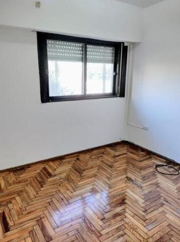 Depto. 2 Dormitorios, 1° Piso Frente con balcón - 9