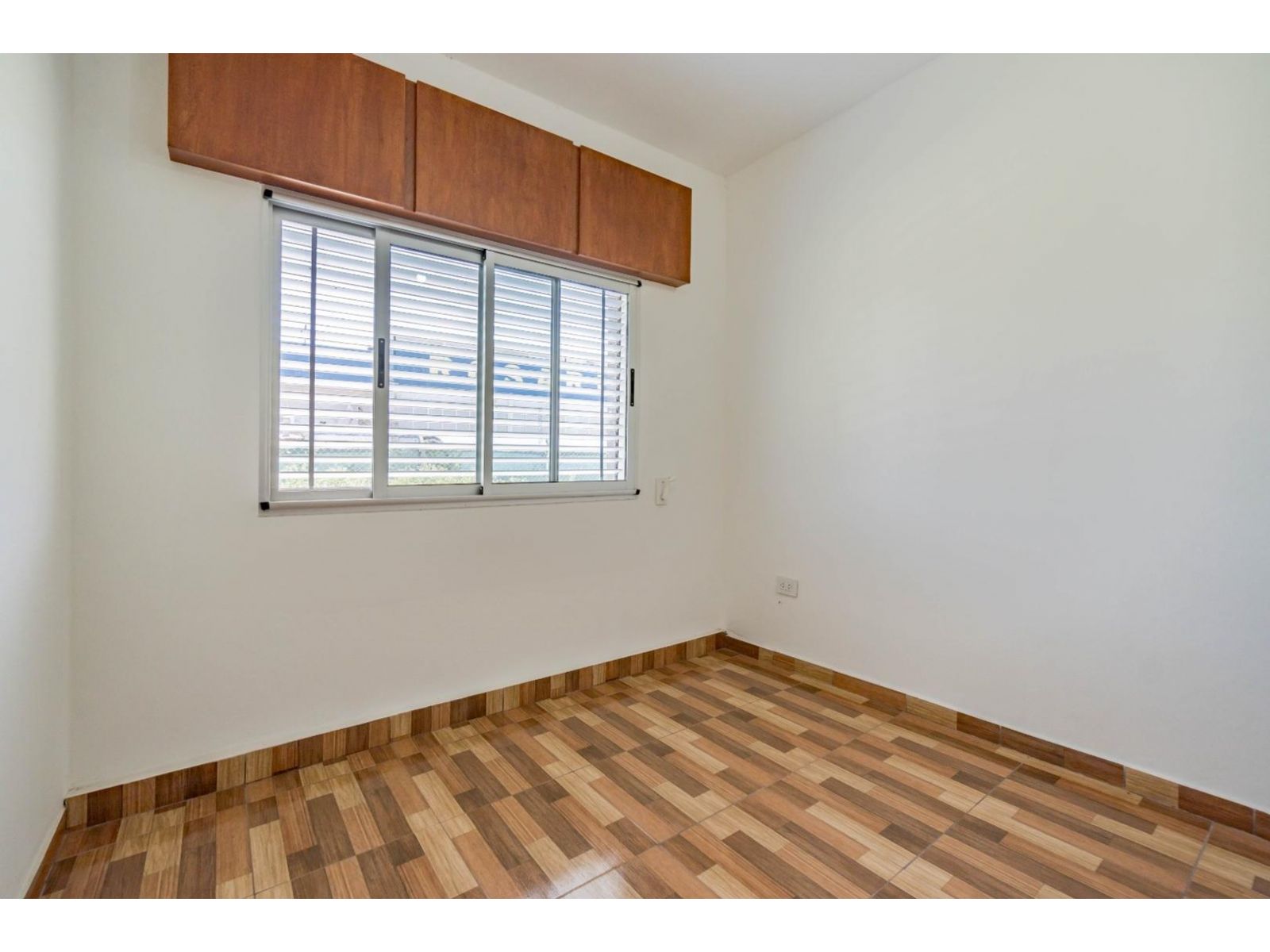 ARROYO SECO - IMPECABLE !!! Rioja N° 1033 Bis -- $ 1.050.000. - 19