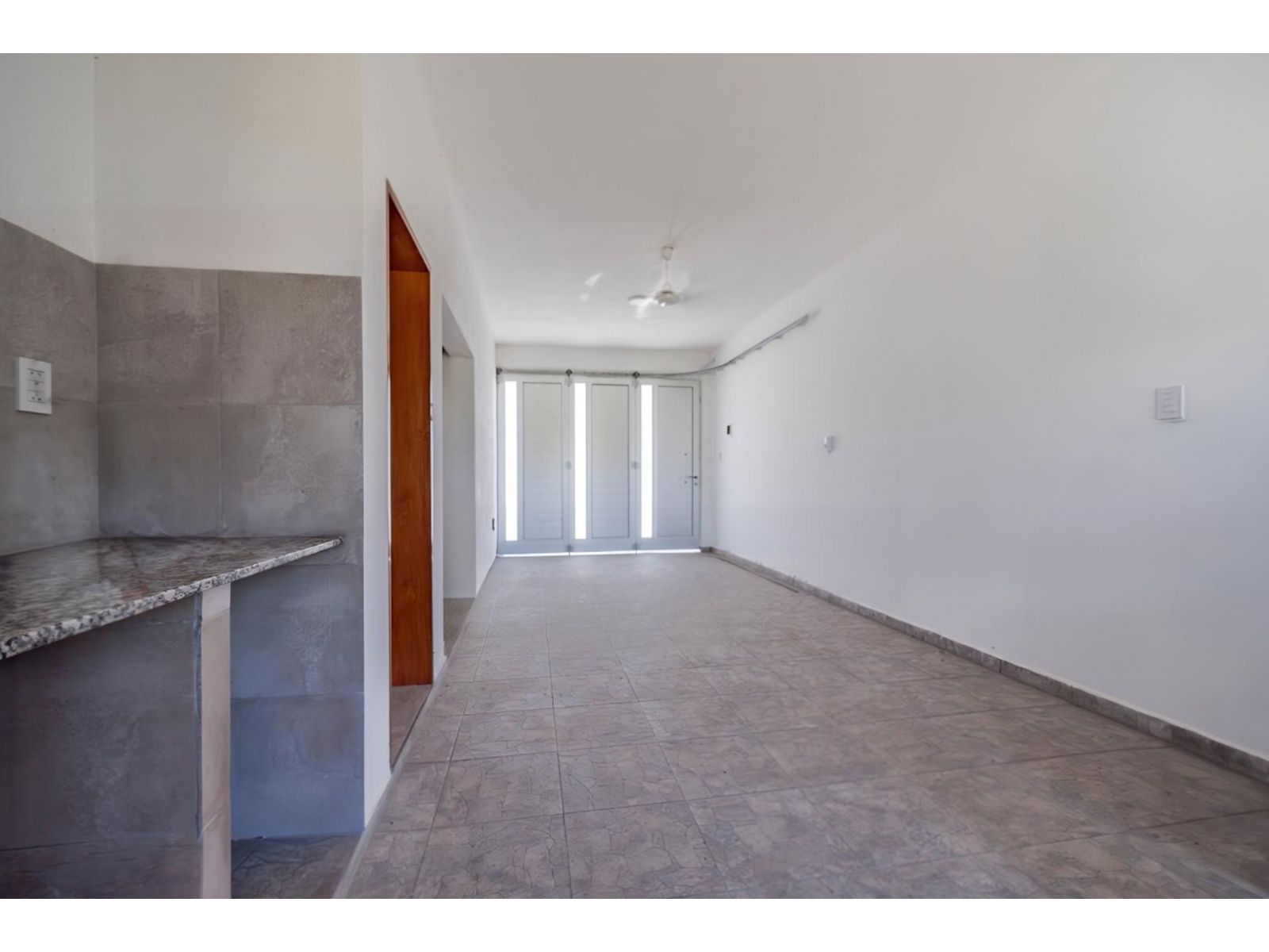 ARROYO SECO - IMPECABLE !!! Rioja N° 1033 Bis -- $ 1.050.000. - 23