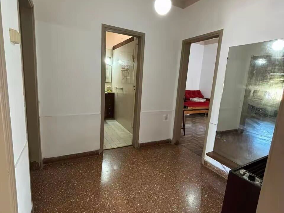 VENTA DE CASA A METROS DE B° MAIPU - 7