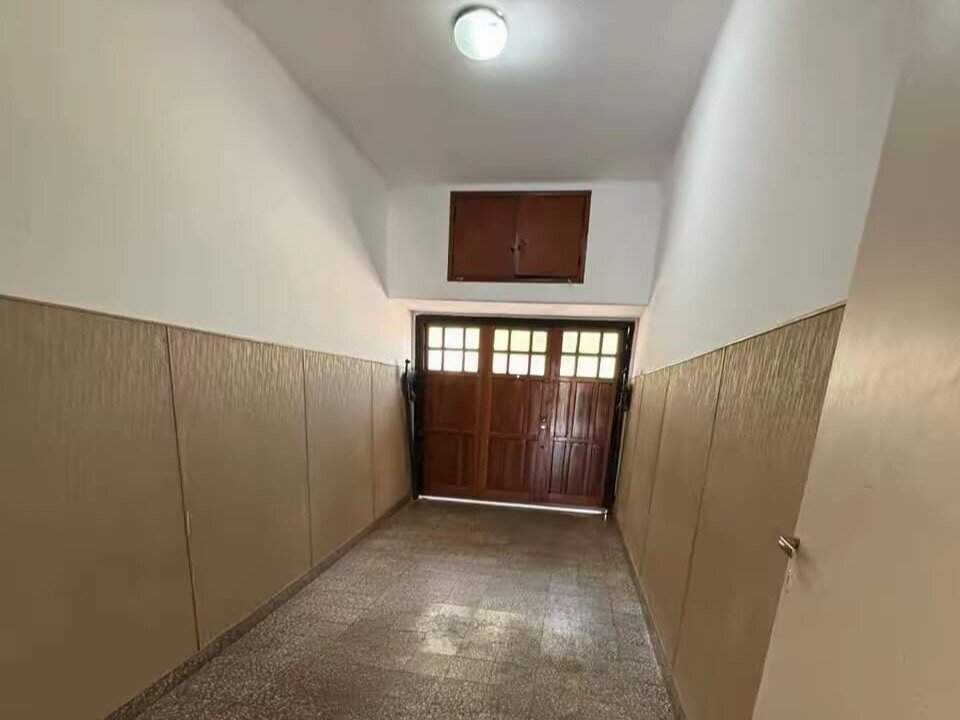 VENTA DE CASA A METROS DE B° MAIPU - 3