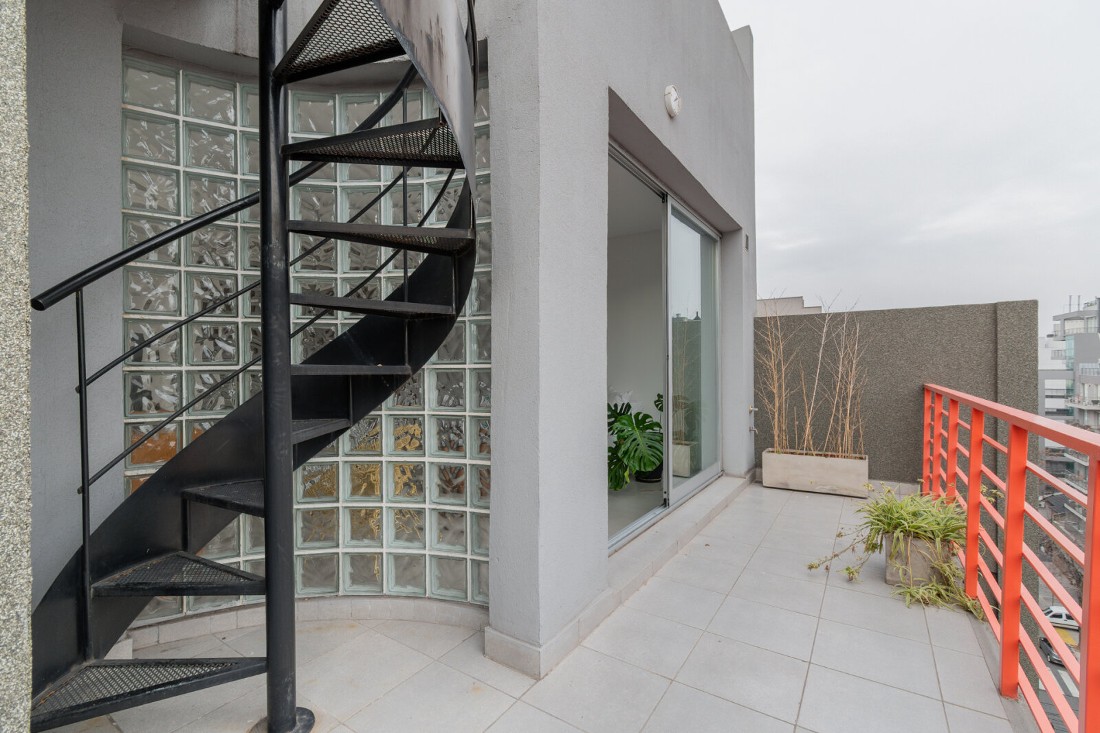 Venta. Duplex 2 ambientes a estrenar. Apto crédito. Caballito - 11