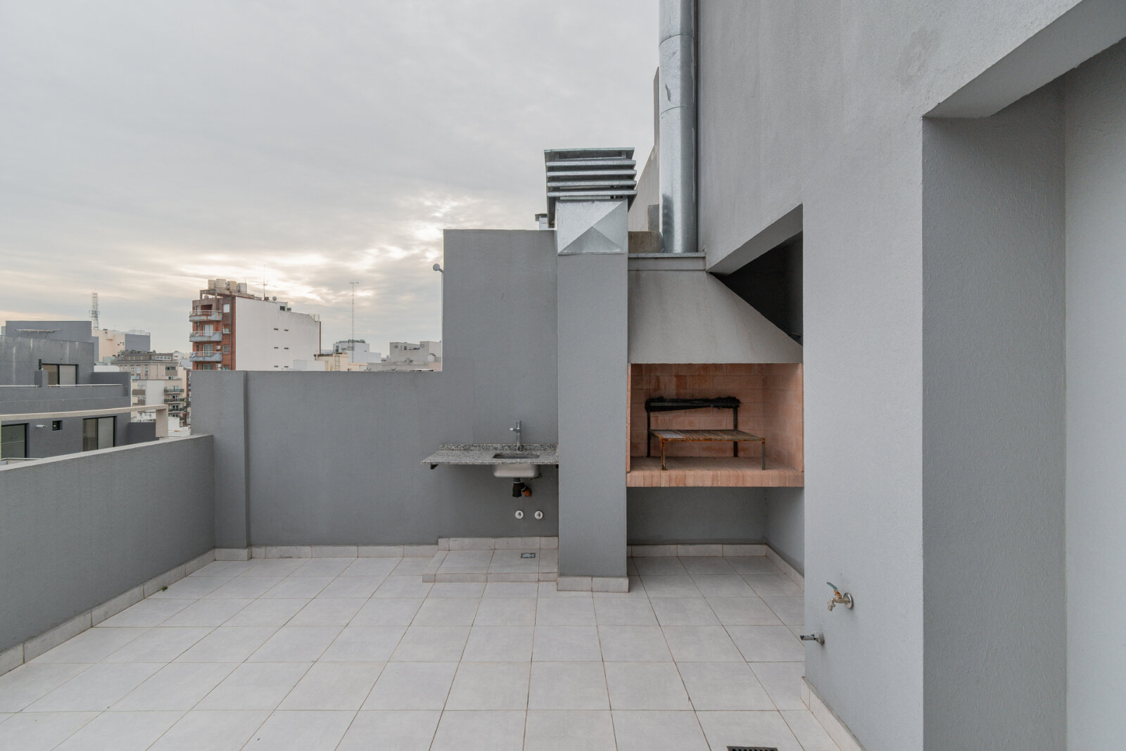 Venta. Duplex 2 ambientes a estrenar. Apto crédito. Caballito - 13