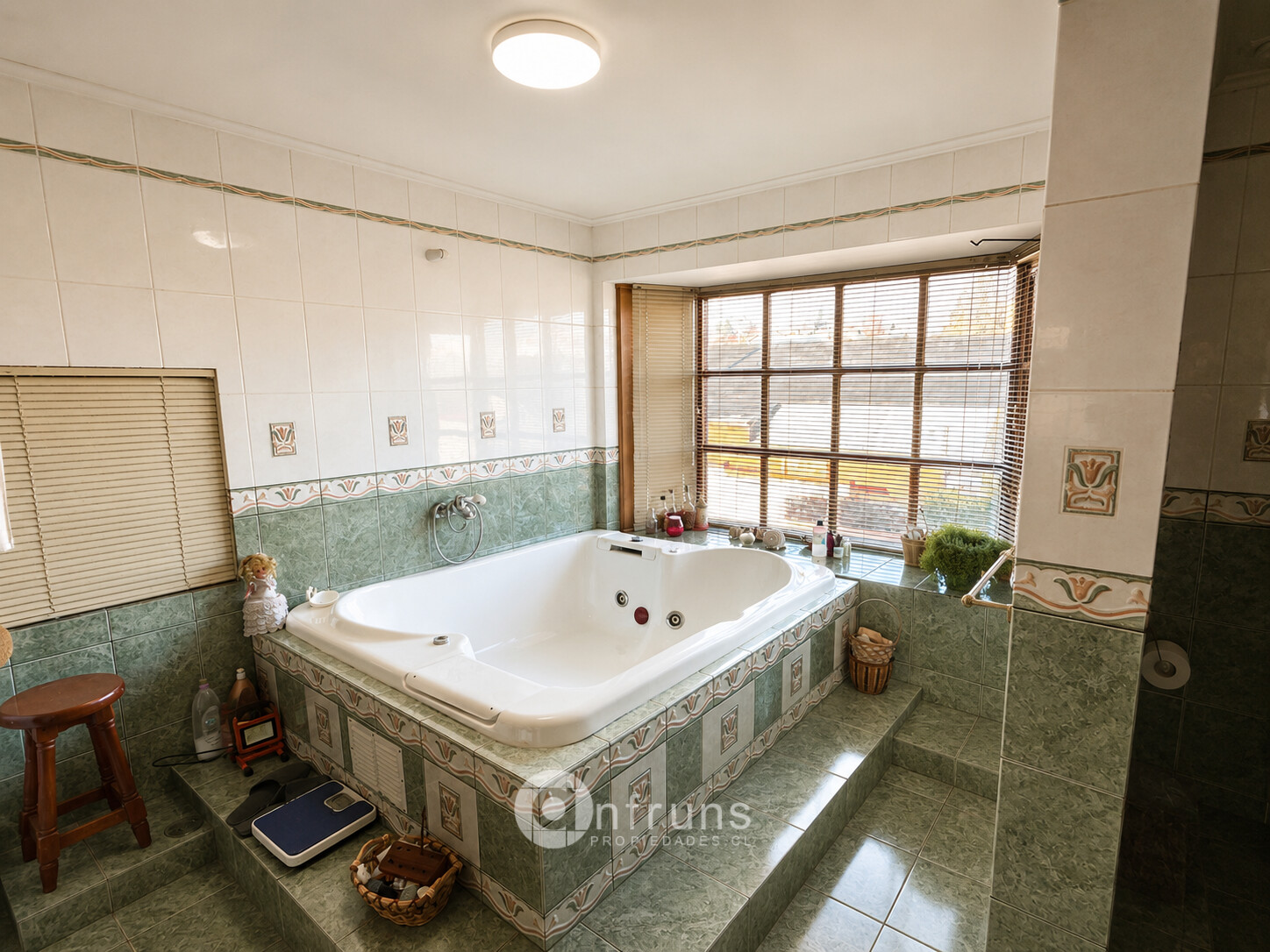 Lodge en Venta en Coyhaique | 4 Dormitorios | 5 Baños | 428 m² | UF 28.300 - 8