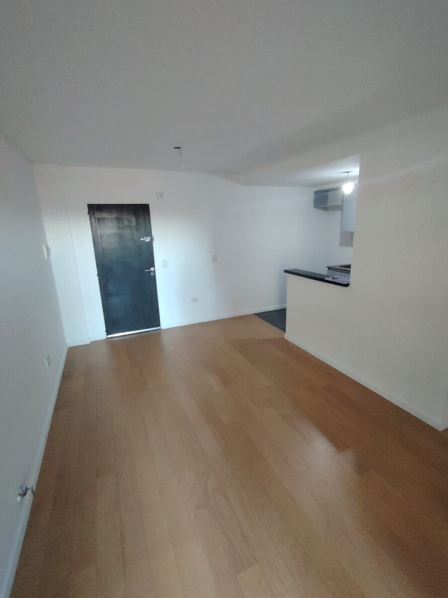 PARAGUAY 2215 04 01 - 3