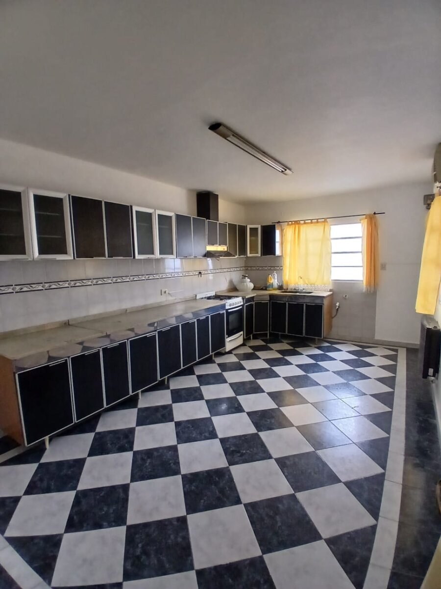 En Venta casa dos dormitorios Barrio La France - Imagen 5