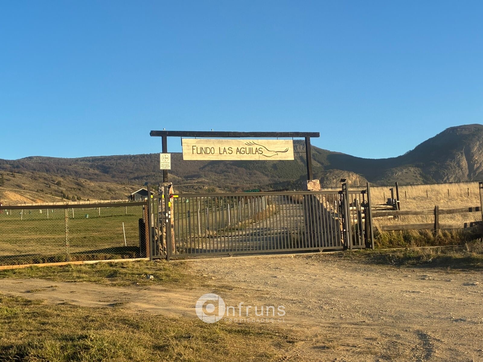 Parcela en Venta en Coyhaique | 15 Dormitorios | 15 Baños | 5000 m² | $45.000.000 - 5